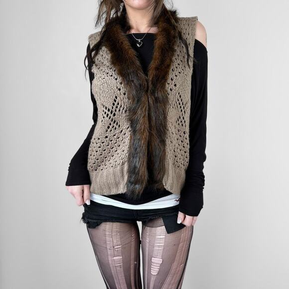 brown boho gyaru knit faux fur vest - Picture 2 of 6